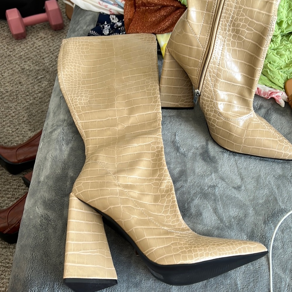 Leather boots